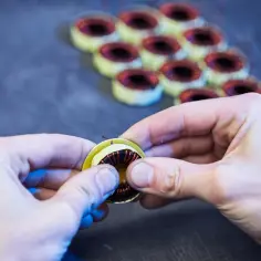 Jak zrobić elektromagnes z gwoździa? Prosty poradnik DIY